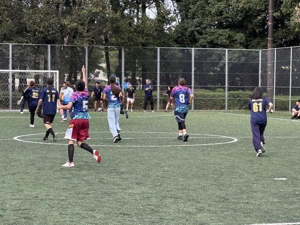 フットサル大会の試合の様子